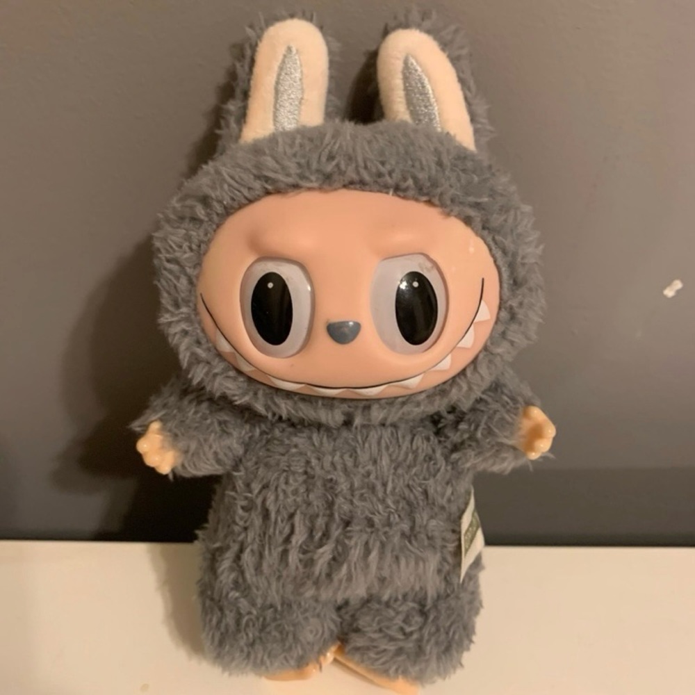 monster keychain lafufu